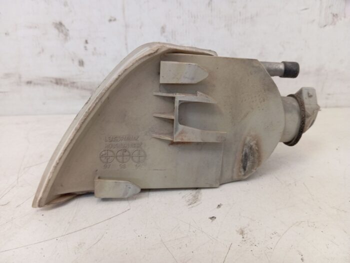 Piloto intermitente delantero derecho Citroën Saxo 1998