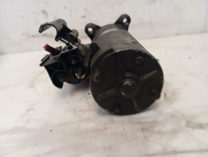 Motor de arranque Ford Fiesta IV 1996