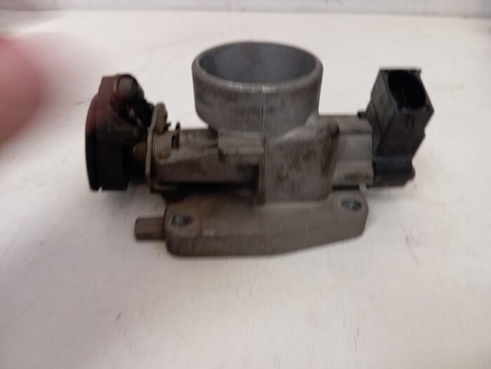 Caja mariposa Ford Fiesta IV 1996