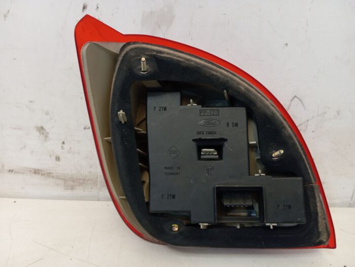 Piloto trasero derecho Ford Fiesta IV 1996