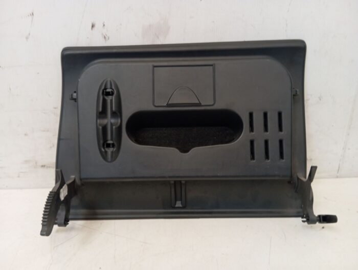 Guantera Seat Ibiza III 6L 2003