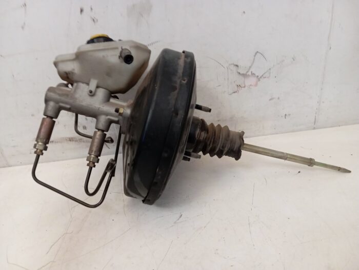 Servofreno Ford Fiesta IV 2000