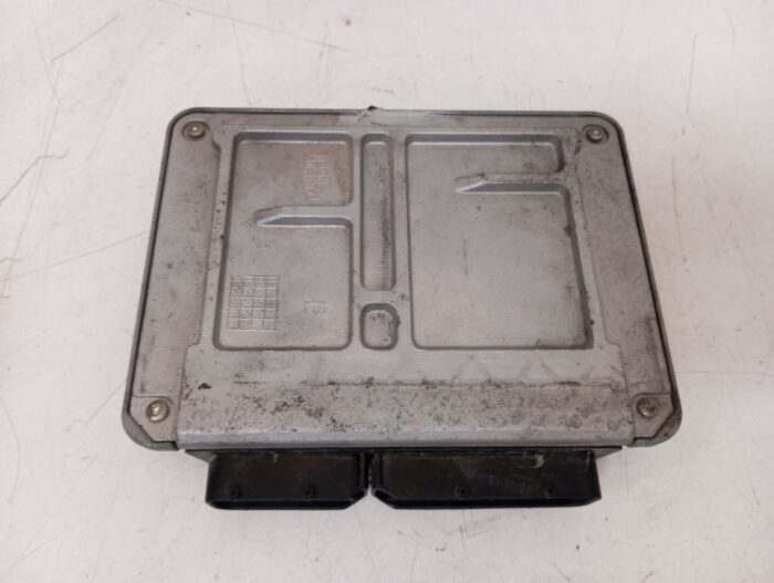 Centralita motor UCE Seat Ibiza III 6L 2003 gasolina