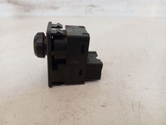 Botón ajuste retrovisores Nissan Almera Tino