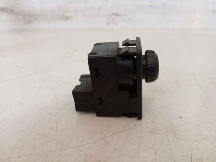 Botón ajuste retrovisores Nissan Almera Tino