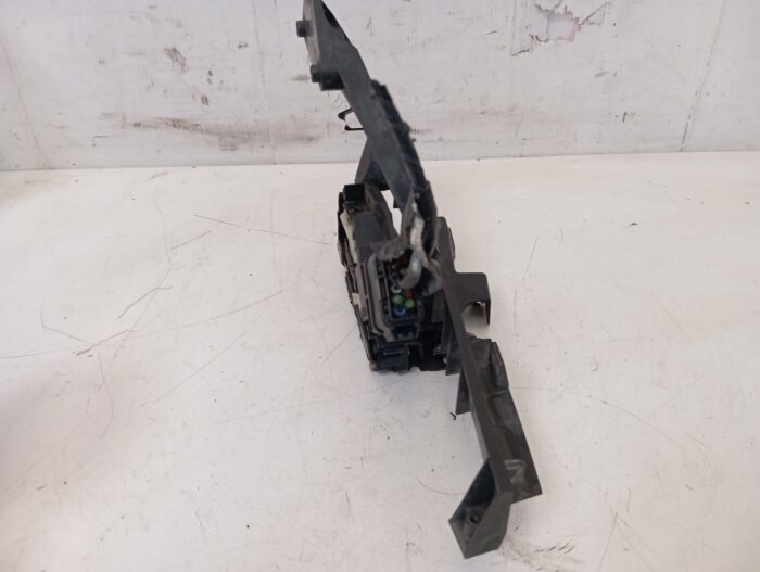 Cerradura puerta delantera izquierda Ford Focus C-max 2004