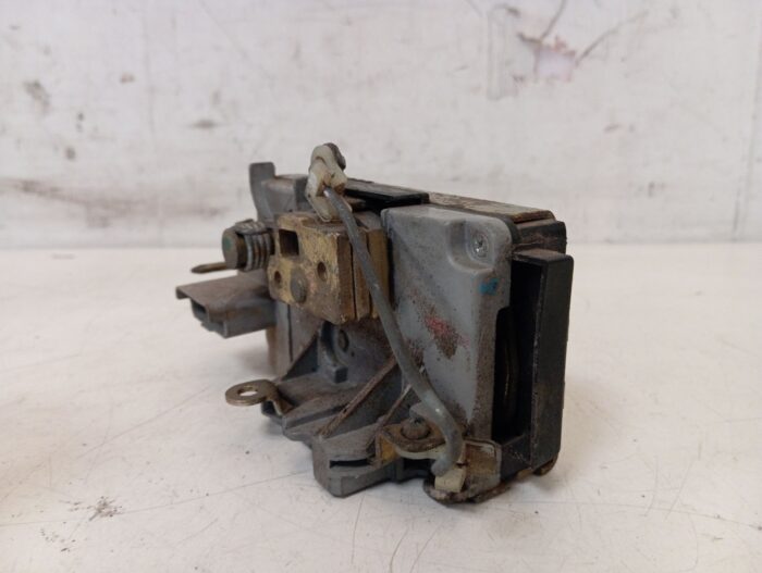 Cerradura delantera izquierda Citroën C8 2006