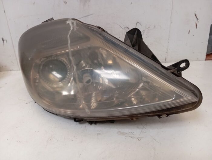 Faro derecho Citroën C8 2006