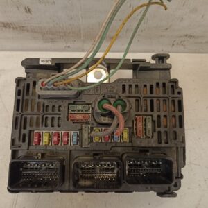 Caja fusibles BSM Citroën C8 2006