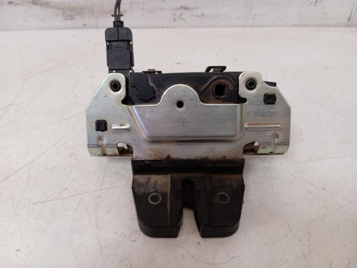 Cerradura portón maletero Opel Astra H 2006