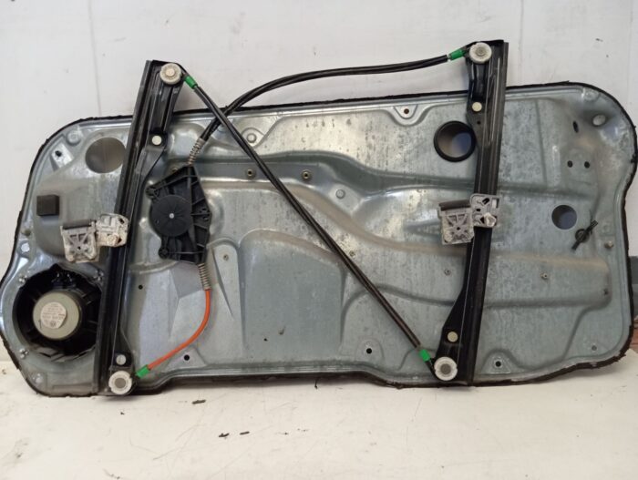 Elevalunas delantero izquierdo Volkswagen Golf IV 3 puertas 2000