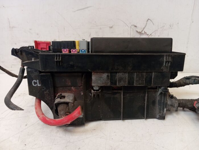 Caja Reles / Fusibles Opel Astra H 2004
