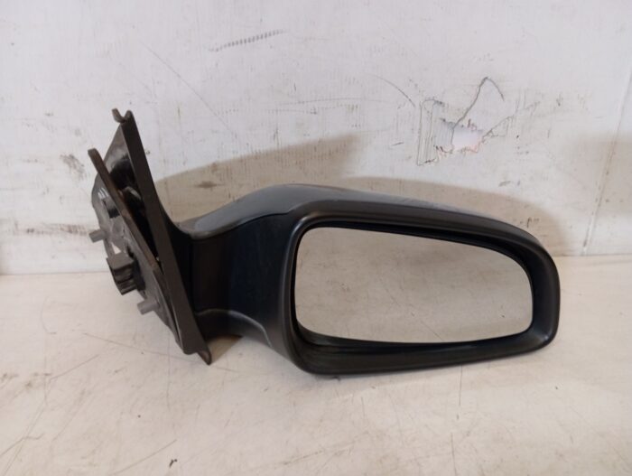 Retrovisor derecho Opel Zafira B 2006