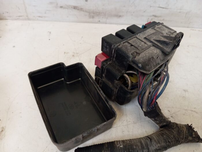 Caja fusibles Hyundai Galloper 1999