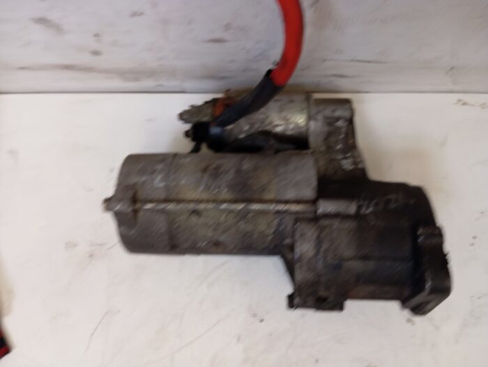Motor de arranque Hyundai Galloper 1999 diésel