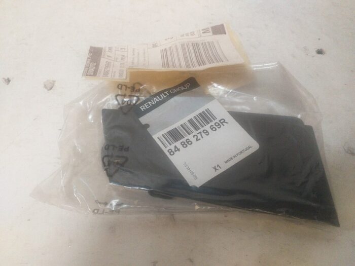 Embellecedor pilar C Renault Megane IV