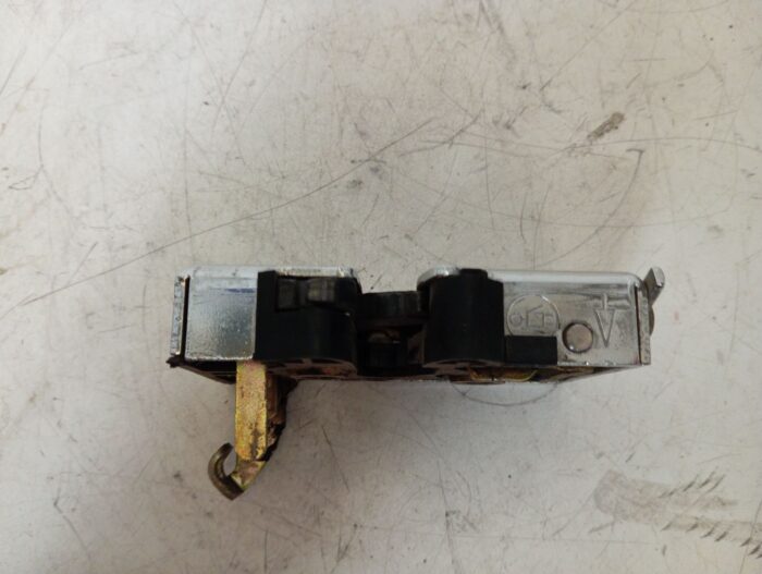 Cerradura Puerta Trasera y delantera Derecha Audi 80 1991