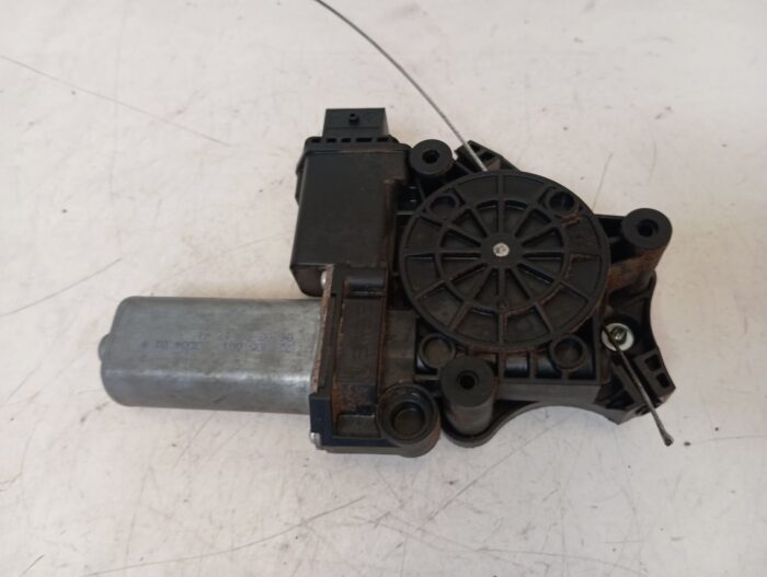 Motor elevalunas delantero Izquierdo Opel Corsa D 2006