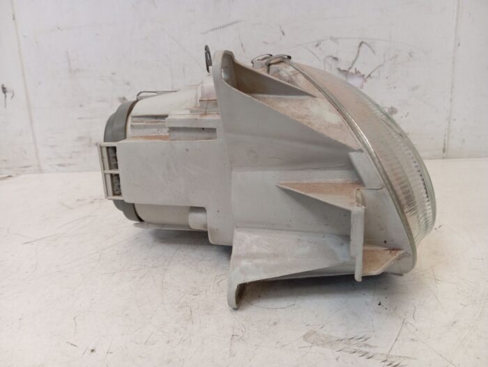 Faro Izquierdo Ford Mondeo I Turnier 1993