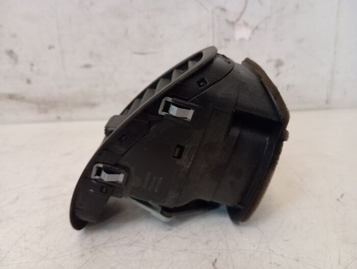 Aireador delantero derecho VW lupo 2001