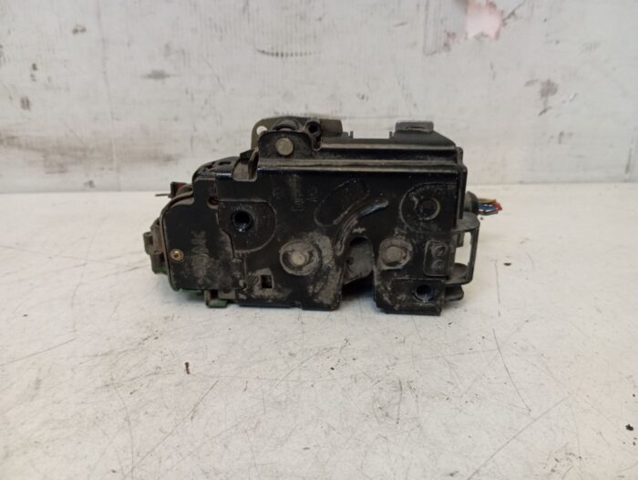 Cerradura Puerta Delantera Derecha Volkswagen Lupo 2001