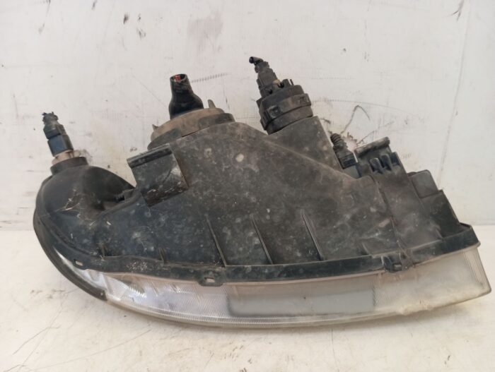 Faro Izquierdo Hyundai Matrix 2003