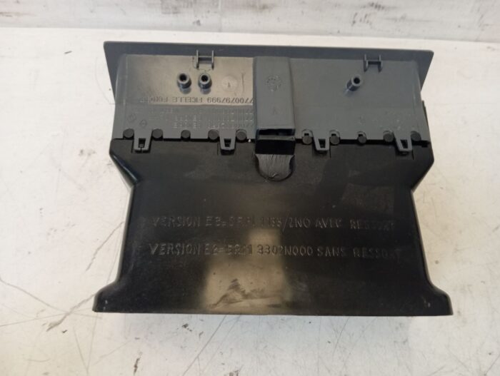 Conducto de ventilación central Renault Clio I Fase II (1993-1996)