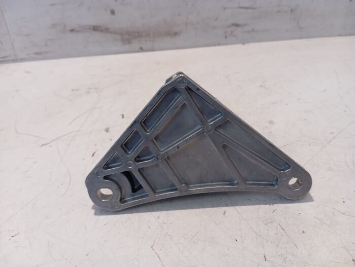 Soporte transmisión Renault Captur nuevo original