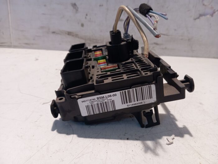 Caja Reles Fusibles Peugeot 307 2006