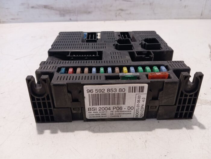 Caja Reles / Fusibles Peugeot 307 2007 Diésel