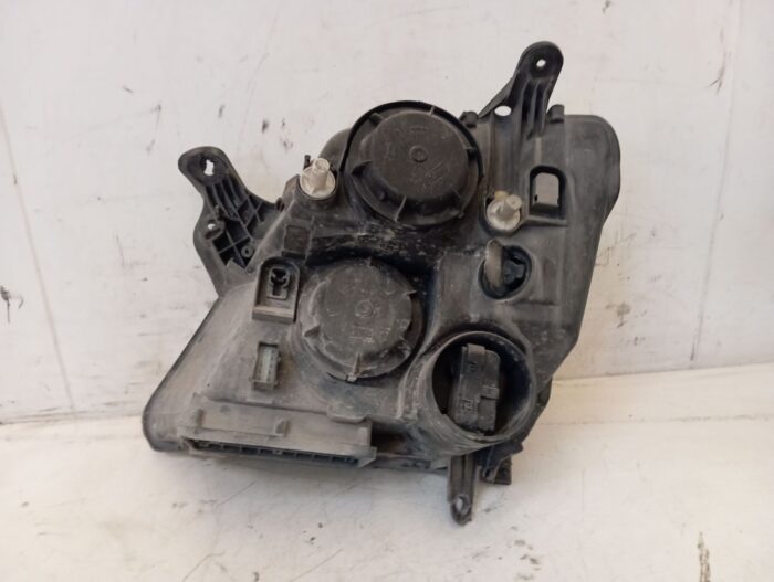 Faro derecho Opel Meriva