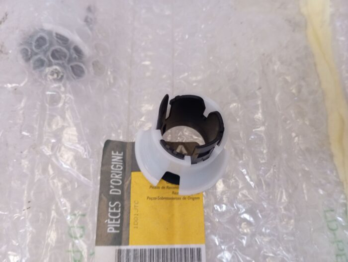 Soporte de sensor de parking Renault Clio III nuevo original