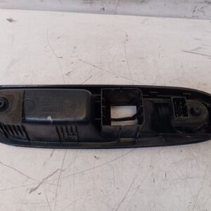 Mando Elevalunas Delantero Izquierdo Renault Clio II 2003