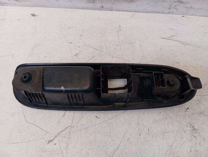 Mando Elevalunas Delantero Izquierdo Renault Clio II 2003