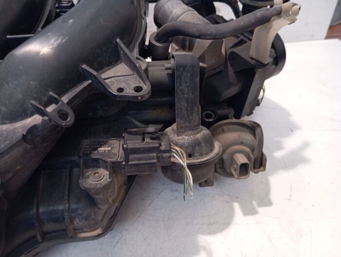 Colector de admisión Mazda 3 2005