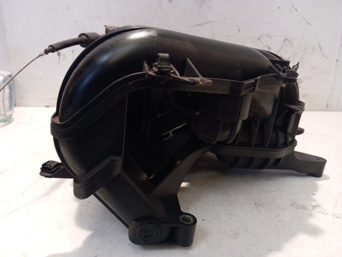 Colector de admisión Mazda 3 2005