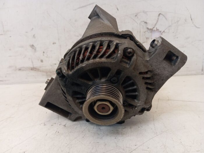 Alternador Mazda 3 2004 Gasolina