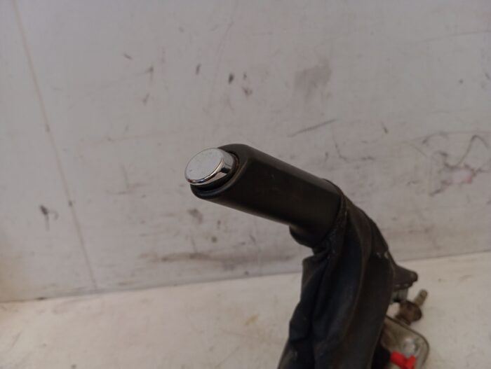 Palanca freno de mano Opel Astra H 2005