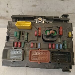 Caja Relés y fusibles BSM Citroën C2 2006
