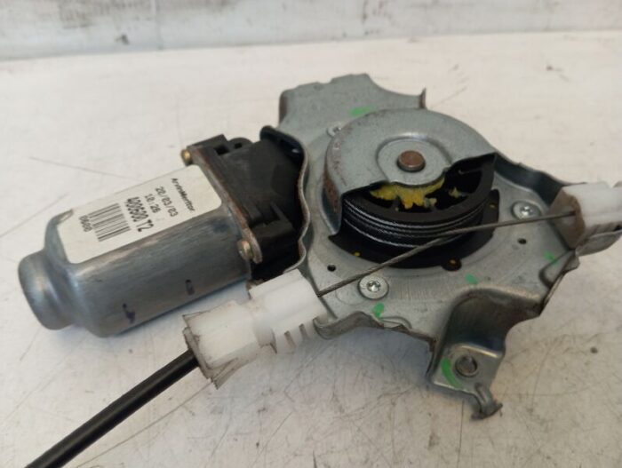 Elevalunas Delantero Derecho Nissan Primera Hatchback 2001