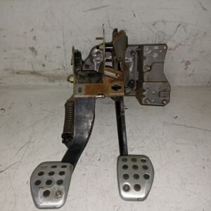 Juego pedal embrague y freno Citroën C2 VTS 1.6 gasolina 2006