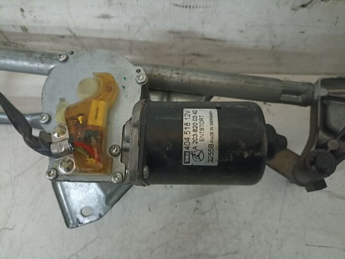 Sistema Limpia parabrisas Delantero Mercedes Clase C con motor 2003
