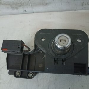 Bombin Porton Trasero Opel Corsa C sin llave