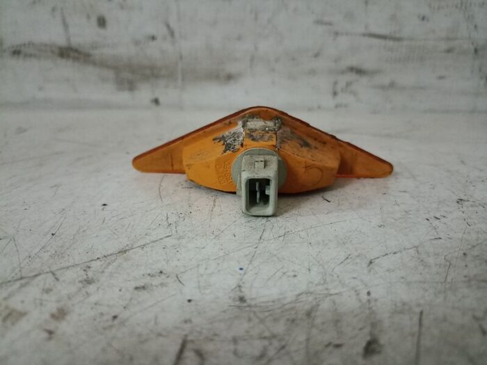 Piloto intermitente Izquierdo Ford Focus I 2001
