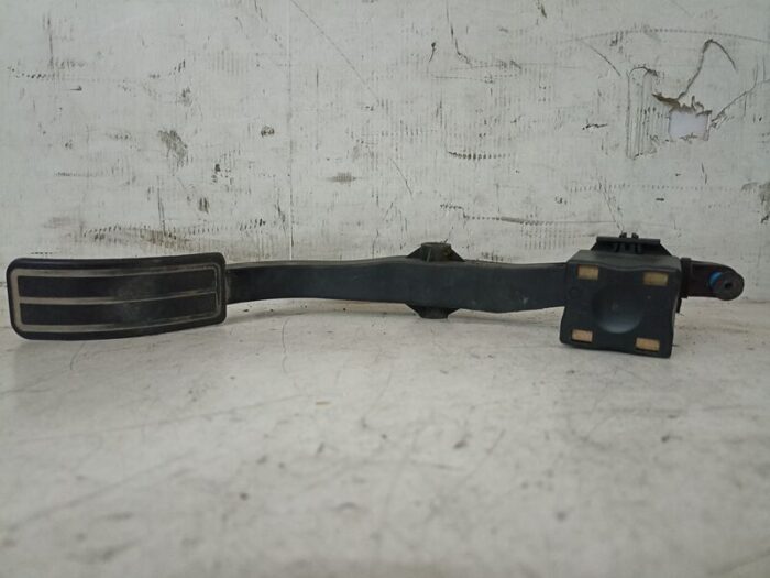 Pedal de acelerador Volkswagen Polo II (6N2) 1999