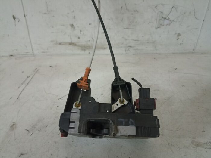 Cerradura Puerta Trasera Derecha Opel Astra G 1998