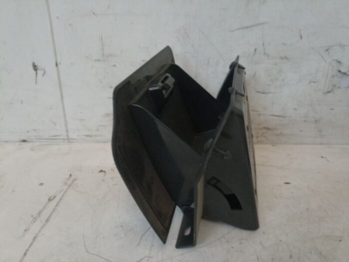 Guantera Opel astra G 1998