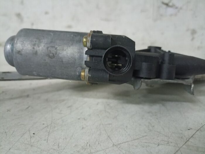Elevalunas Trasero Izquierdo Nissan Almera II 2000