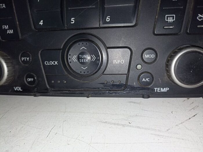 Mando multifunción radio clima Nissan Almera II N16 2003