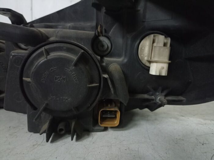 Faro Derecho Chevrolet Epica 2008